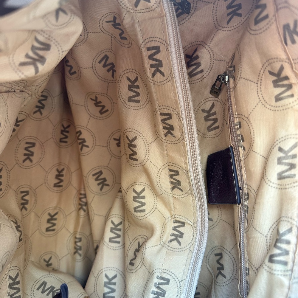 Michael Khors Purse